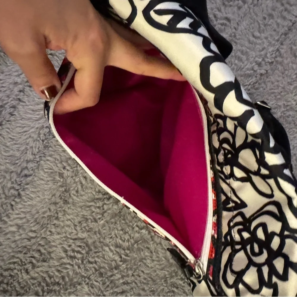 COACH Y2K Kyra Poppy Daisy Graffiti Floral Print Crossbody Bag